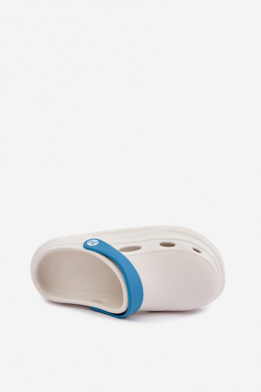 Laelia white lightweight clogs with turquoise stripes