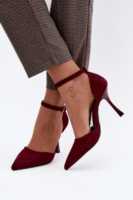 Faux suede shoes with straps in burgundy color Ladessa