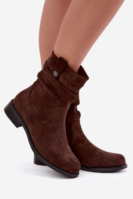Insulated ankle boots with ruffles and wide heels S.Barski HY62-8102 in chocolate color