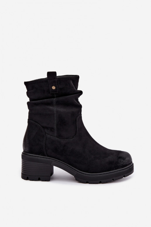 Warm women's ankle boots with ruffles, black