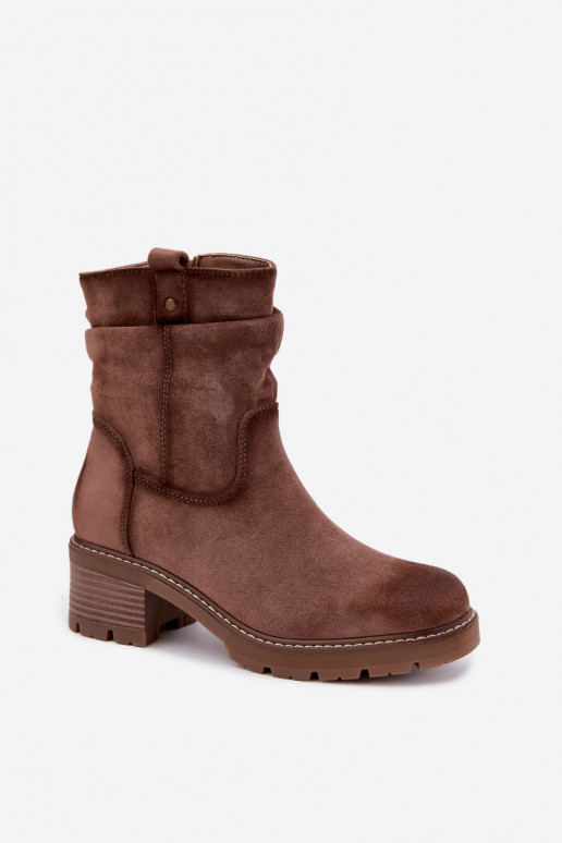 Warm women's ankle boots with ruffles, brown