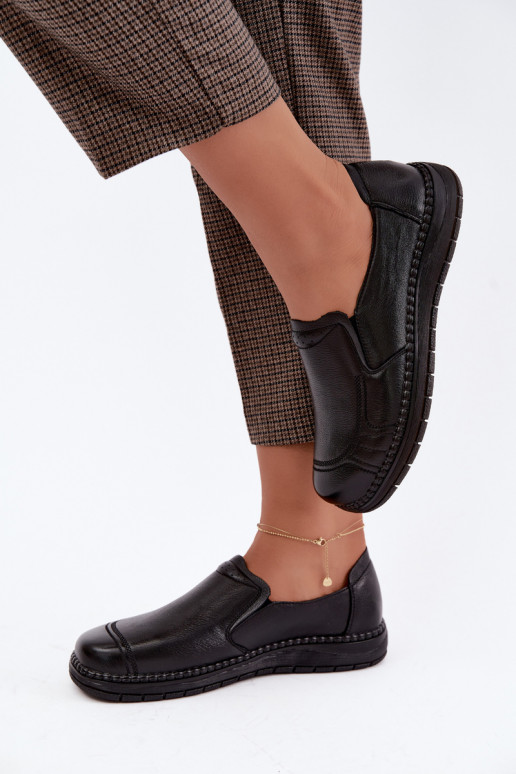 Buty wsuwane z sztucznej skóry Vinceza 107241 w kolorze czarnym