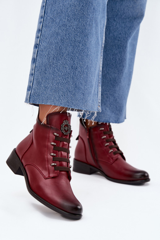Low warm ankle boots with ornaments in burgundy Nevalia