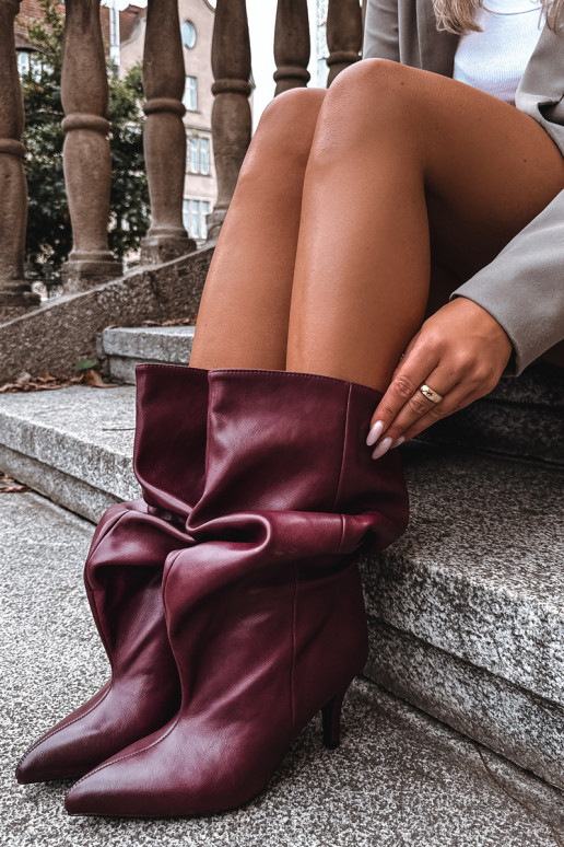 Slouchy ankle boots with heels in burgundy Gelra