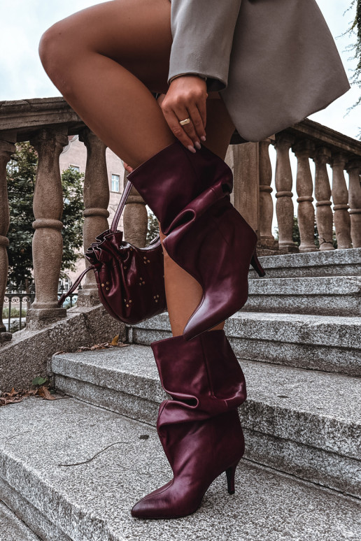 Slouchy ankle boots with heels in burgundy Gelra