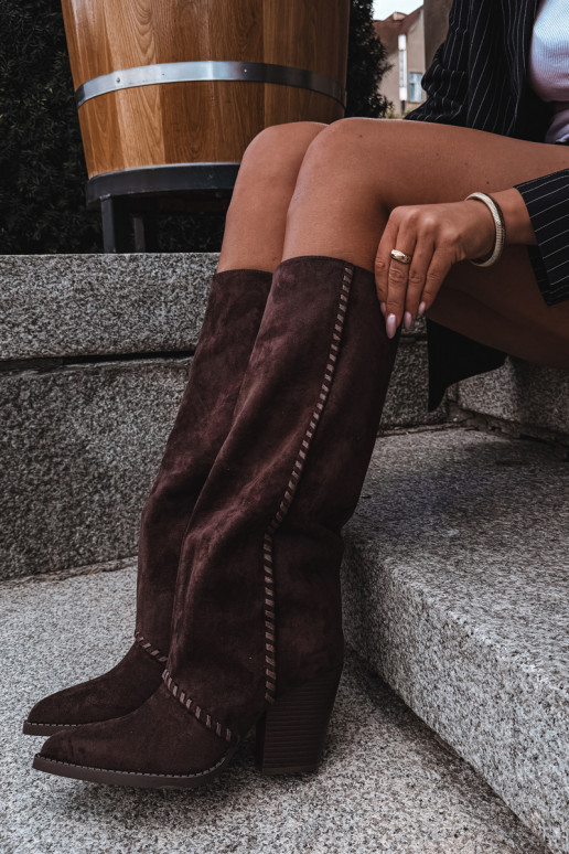 Damskie kozaki w stylu kowbojskim z blokowym obcasem czekoladowe Noeline
