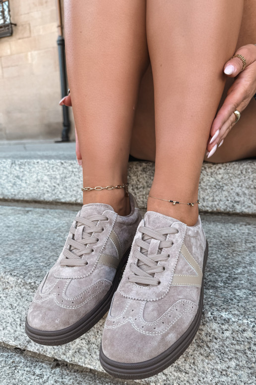 Beżowe skórzane i zamszowe sneakersy Cariva