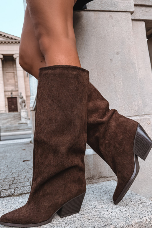 Ieslīdošas ceļgala augstuma zābaki ar papēžiem, smaili, brūni Blenia