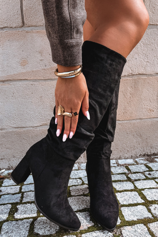 Black insulated knee-high boots with heels and ruffles Haliah