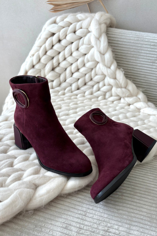 Faux suede warm ankle boots with decorative details in burgundy Artiker 57C0016