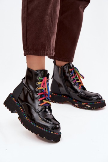 Odiniai moteriški aulinukai su lako efektu juodos spalvos Artiker 57C0064