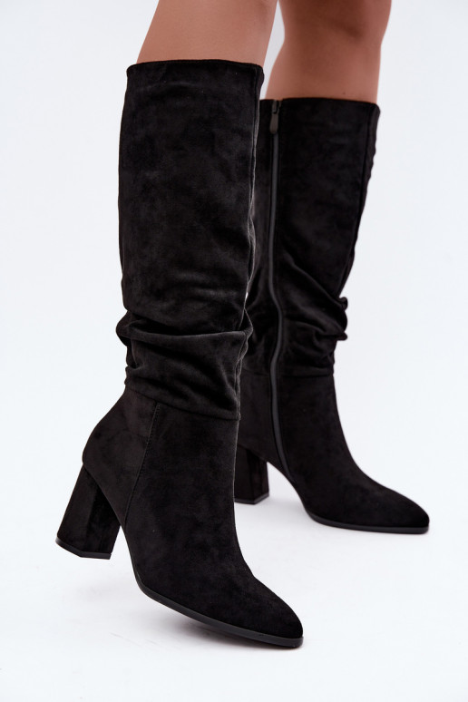 Insulated women's knee-high boots with heels in black Raleya