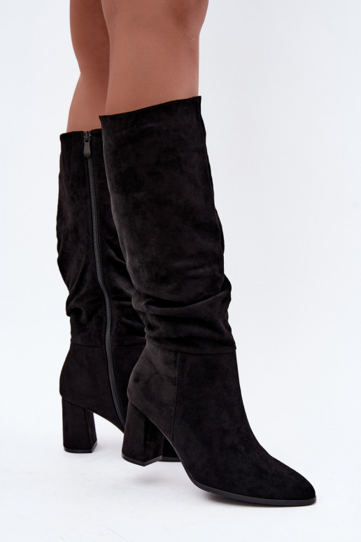 Insulated women's knee-high boots with heels in black Raleya