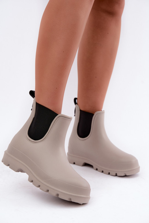 Lightweight rubber slippers for women in sand Zurelia