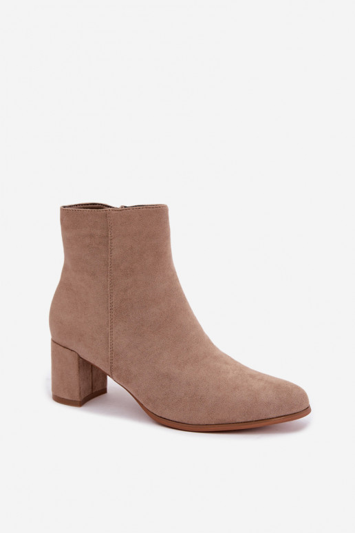 Warm women's ankle boots with heels in sand color Brella