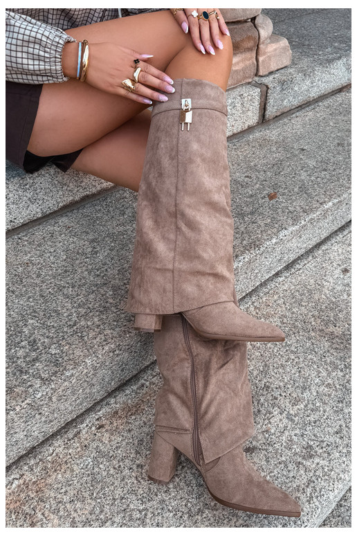 Warm long boots with heels featuring an embedded golden decoration in sand color Danessa
