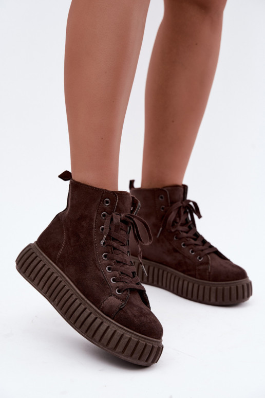 Warm casual shoes made of faux suede with platform in brown color Isaria