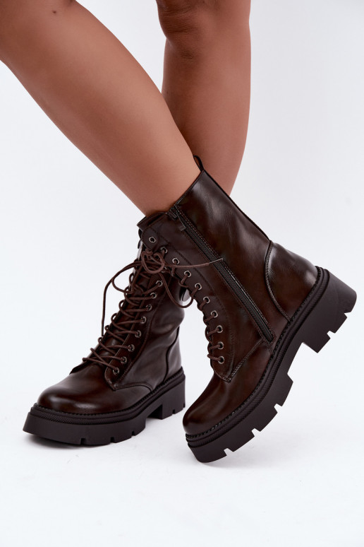 Warm women's ankle boots in brown color Livela