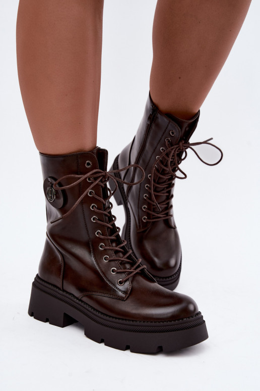 Warm women's ankle boots in brown color Livela