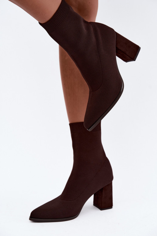 Warm women's slip-on ankle boots in brown color Tai turiressa