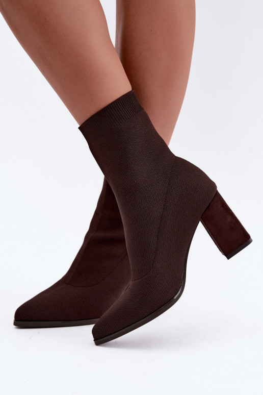 Warm women's slip-on ankle boots in brown color Tai turiressa