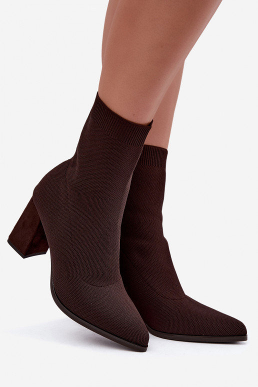 Warm women's slip-on ankle boots in brown color Tai turiressa