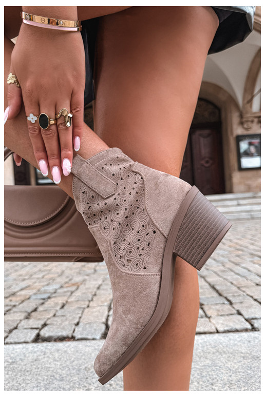 Sand-colored cut-out cowboy-style ankle boots with heels S.Barski HY62-8147