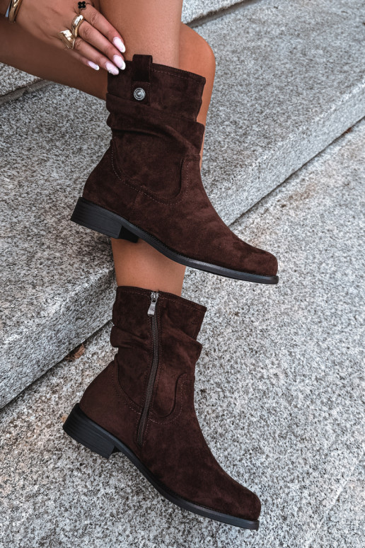 Insulated ankle boots with ruffles and wide heels S.Barski HY62-8102 in chocolate color