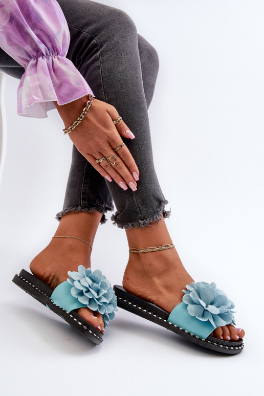 Women's slippers with floral motifs in blue Cellanen