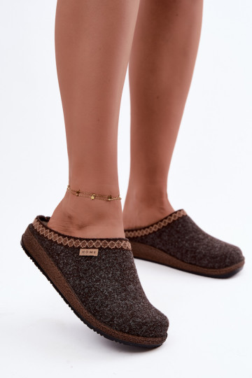 Dark brown women's slippers with embroidery Inblu NL000009 2