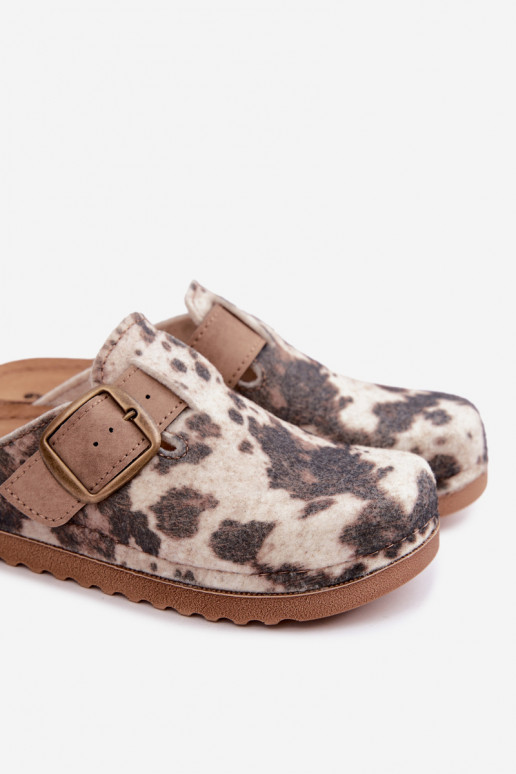 Brown women's clogs with buckles Inblu DJ000016