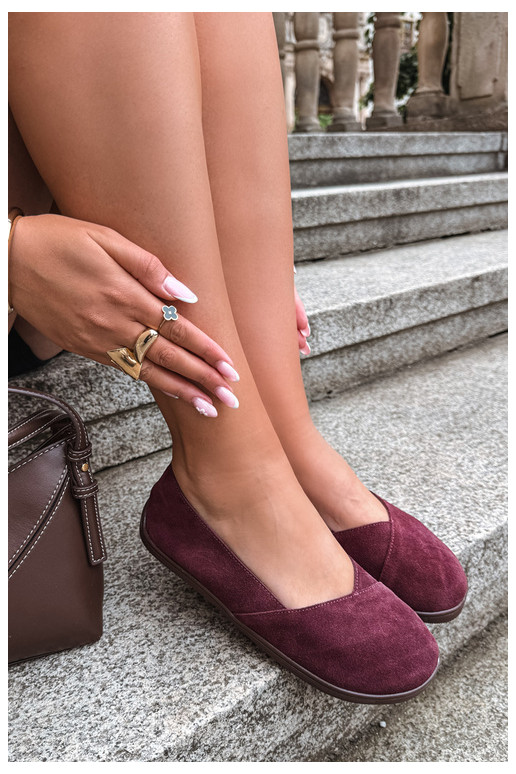 Burgundy women's ballerinas made of faux suede Mirelia