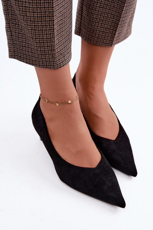Pointed toe shoes in black Tadela