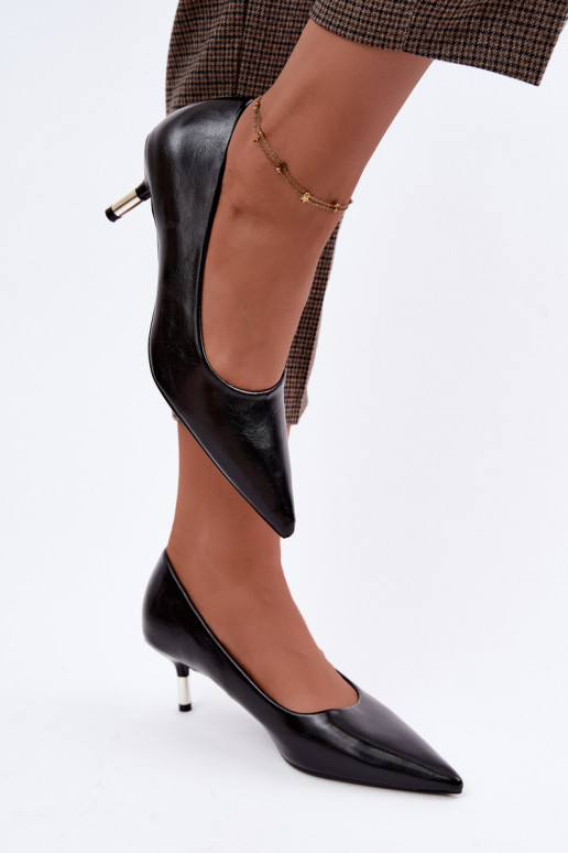Low heel shoes in black Pelina