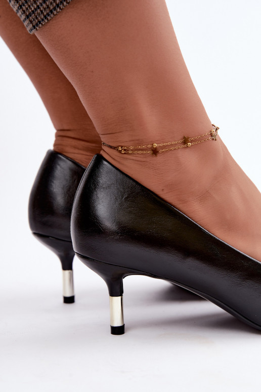 Low heel shoes in black Pelina