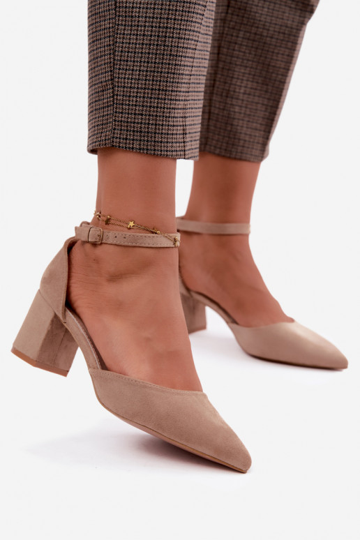 Heeled shoes with straps in sand color Olenae