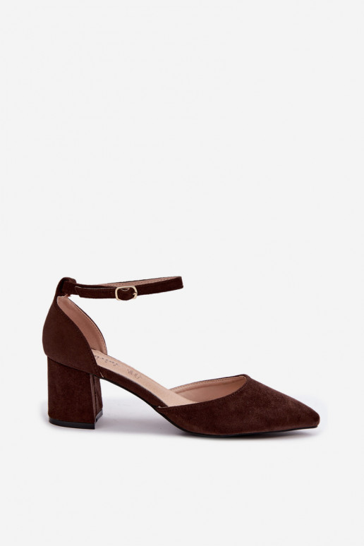 Buty na obcasie z paskami Olenae