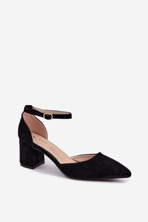 Black shoes with heels and straps Olenae