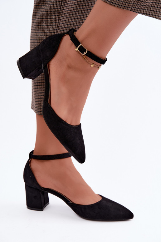 Black shoes with heels and straps Olenae