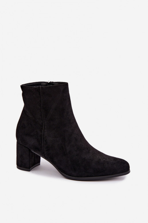 Insulated women's ankle boots with heels Brella in black color