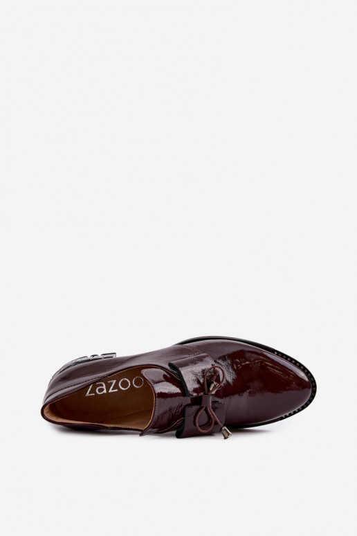 Patented low heel shoes with bows in burgundy color Zazoo 1399