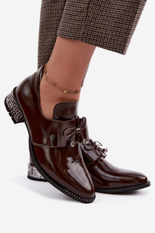 Patented low heel shoes with bows in chocolate color Zazoo 1399