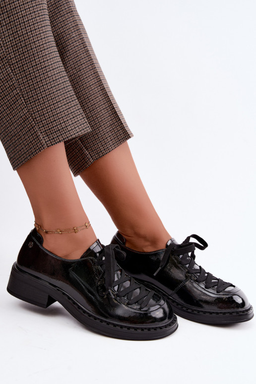 Patent leather loafers with laces in black