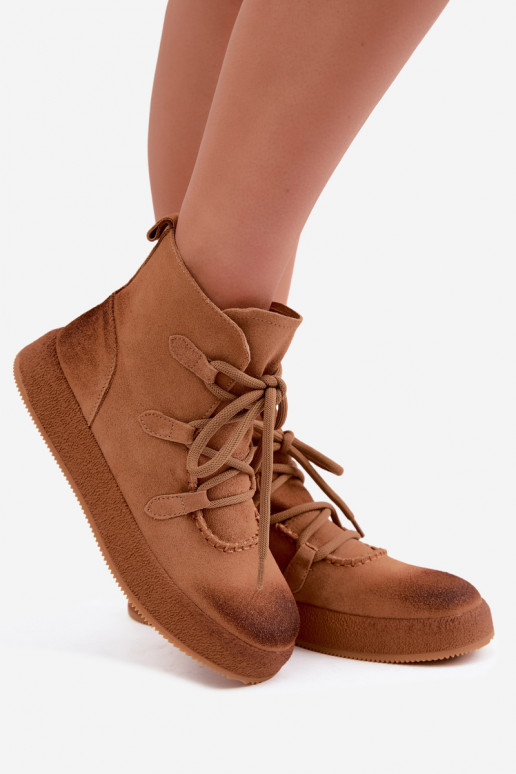 Insulated ankle boots from faux suede Artiker in brown