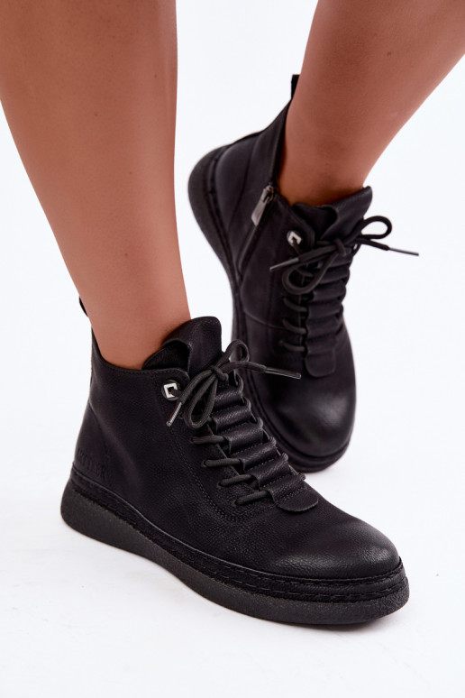 Insulated ankle boots from faux leather Artiker in black