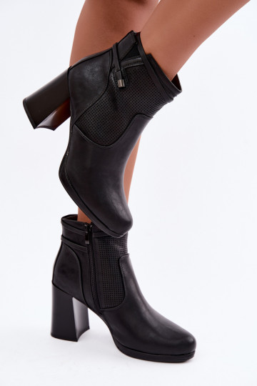 Insulated ankle boots with heels in black