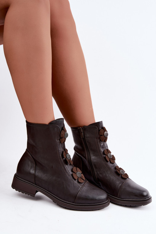 Women's ankle boots with wide heels and floral motifs in chocolate