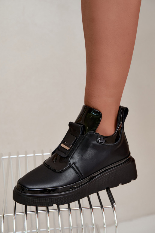Black leather boots with platform T.Sokolski KEN-J26-419