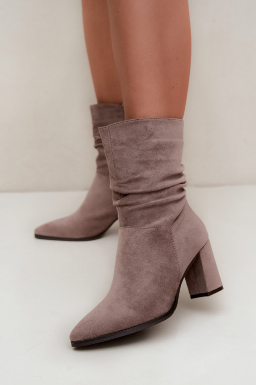Women's warm ankle boots with curly upper Dalessia in clay color