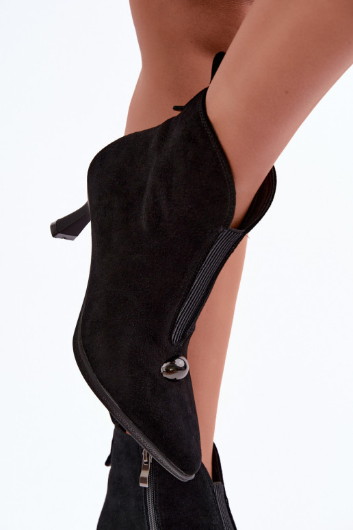Dirbtinės zomšos moteriški batai su kulniukais T.Sokolski S2 Z26-281 juodos spalvos